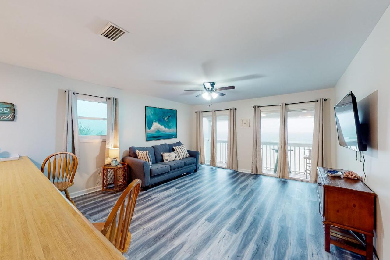 Apartment Front Retreat A2 *
