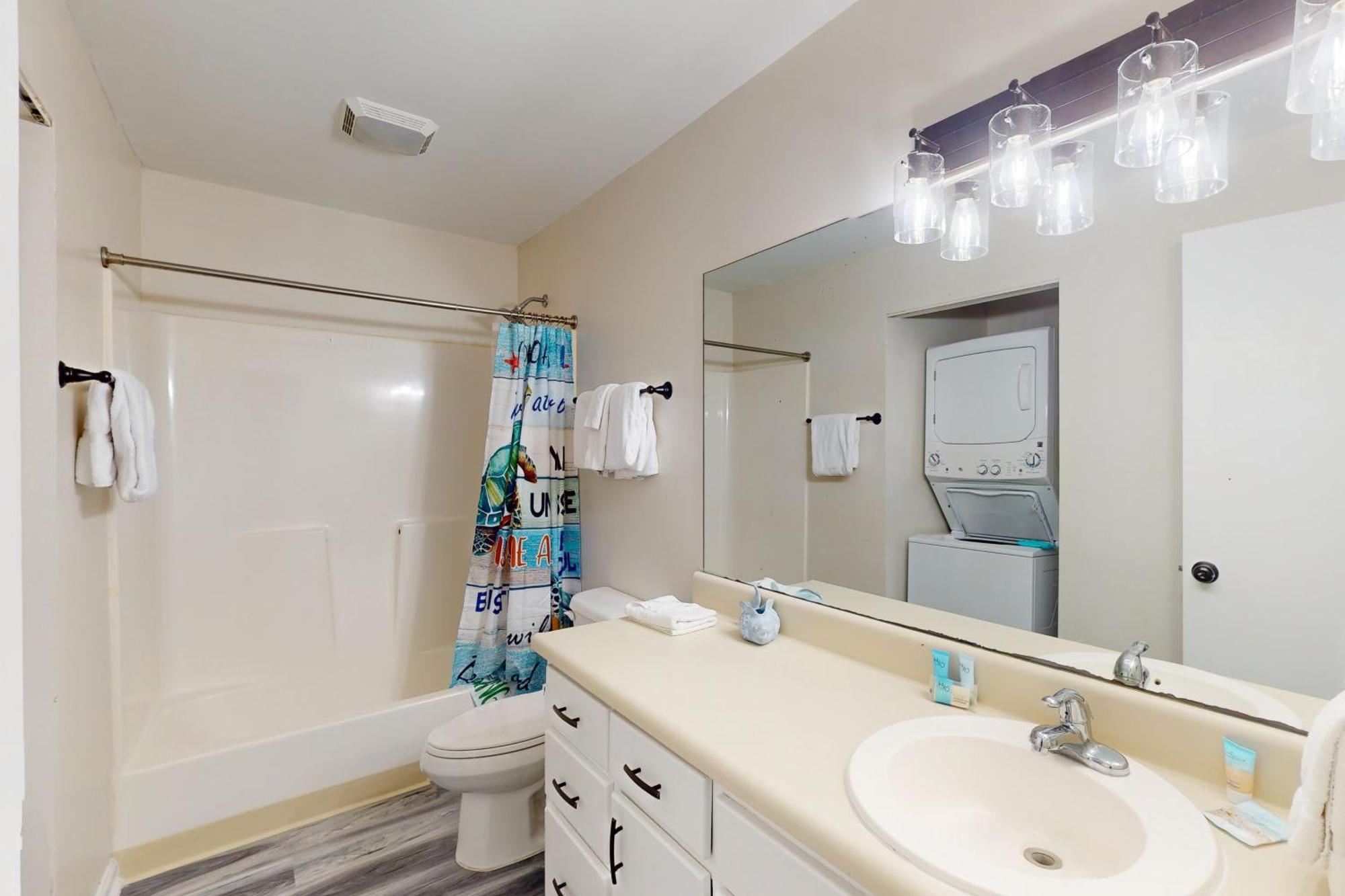 Apartment Front Retreat A2 *